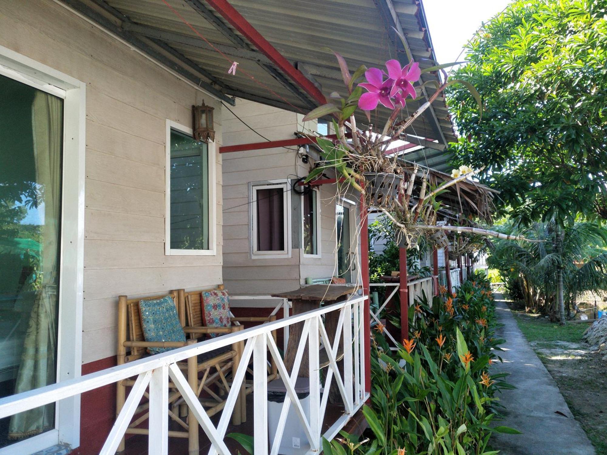 Lanta Dareen Garden Home Ko Lanta Екстериор снимка